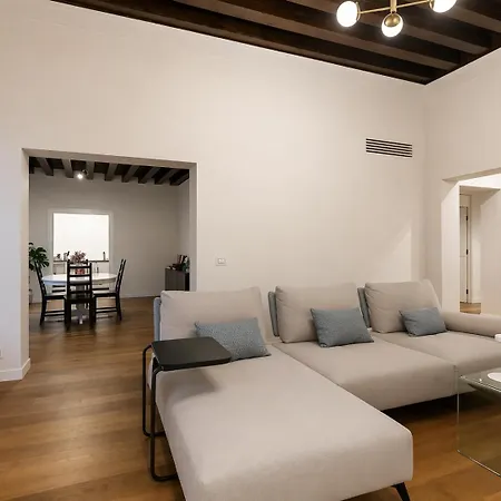Renovated And Spacious Flat Near San Marco Velence